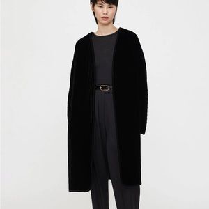 NWT Toteme quilted velvet coat